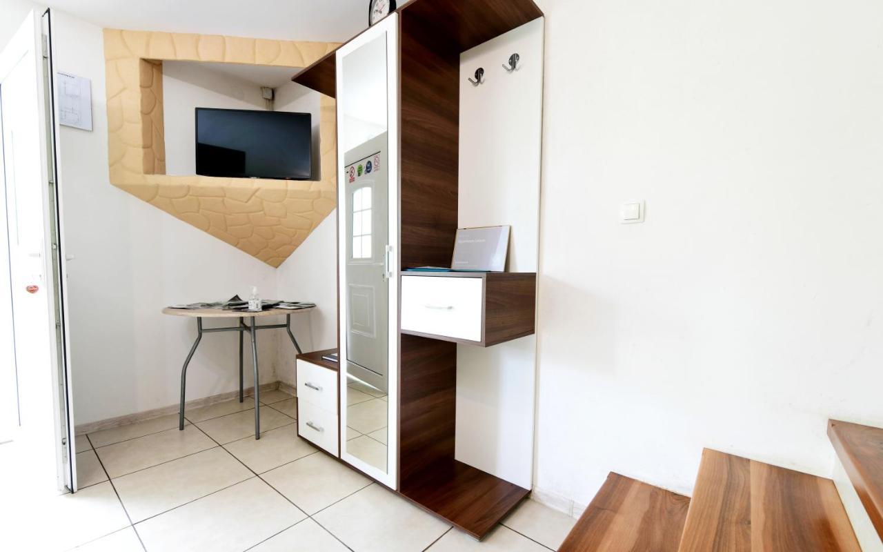 Apartment Leona Rakovica
