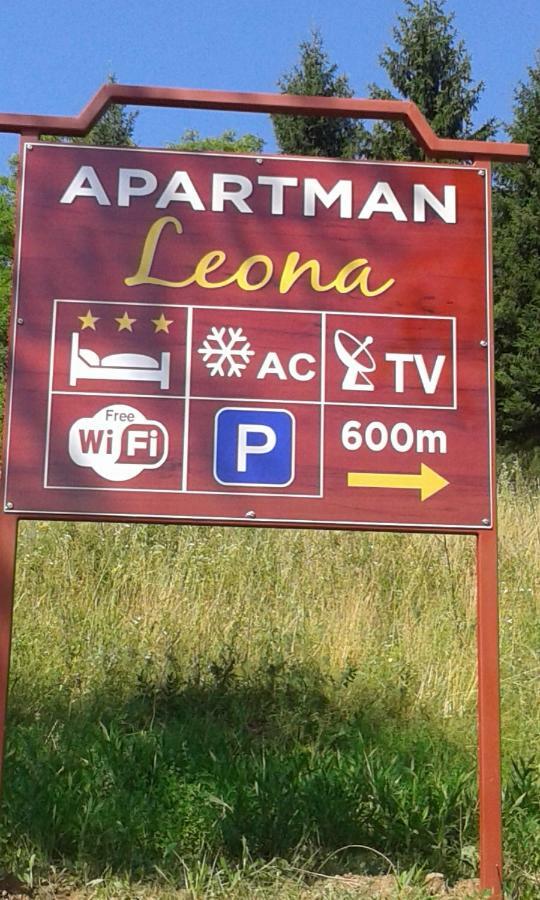 Leona Apartment